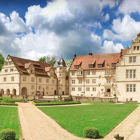 Schlosshotel Muenchhausen Aerzen Exterior foto