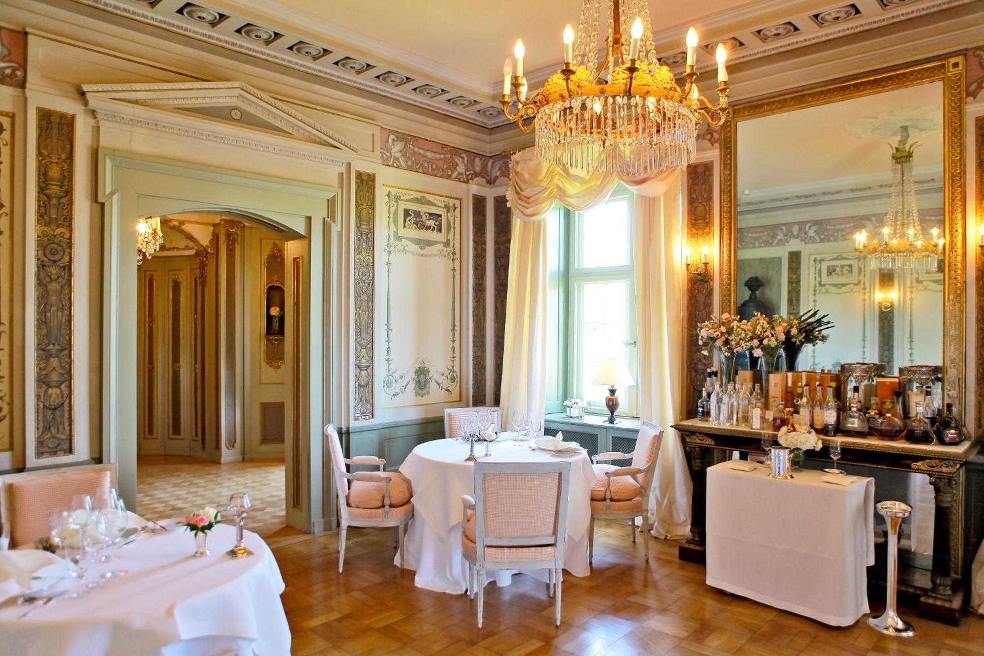 Schlosshotel Muenchhausen Aerzen Exterior foto