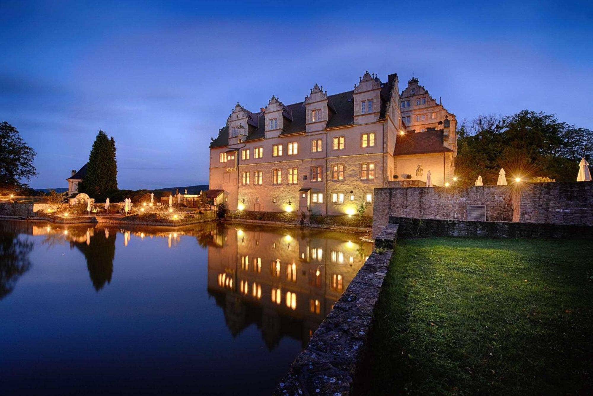 Schlosshotel Muenchhausen Aerzen Exterior foto
